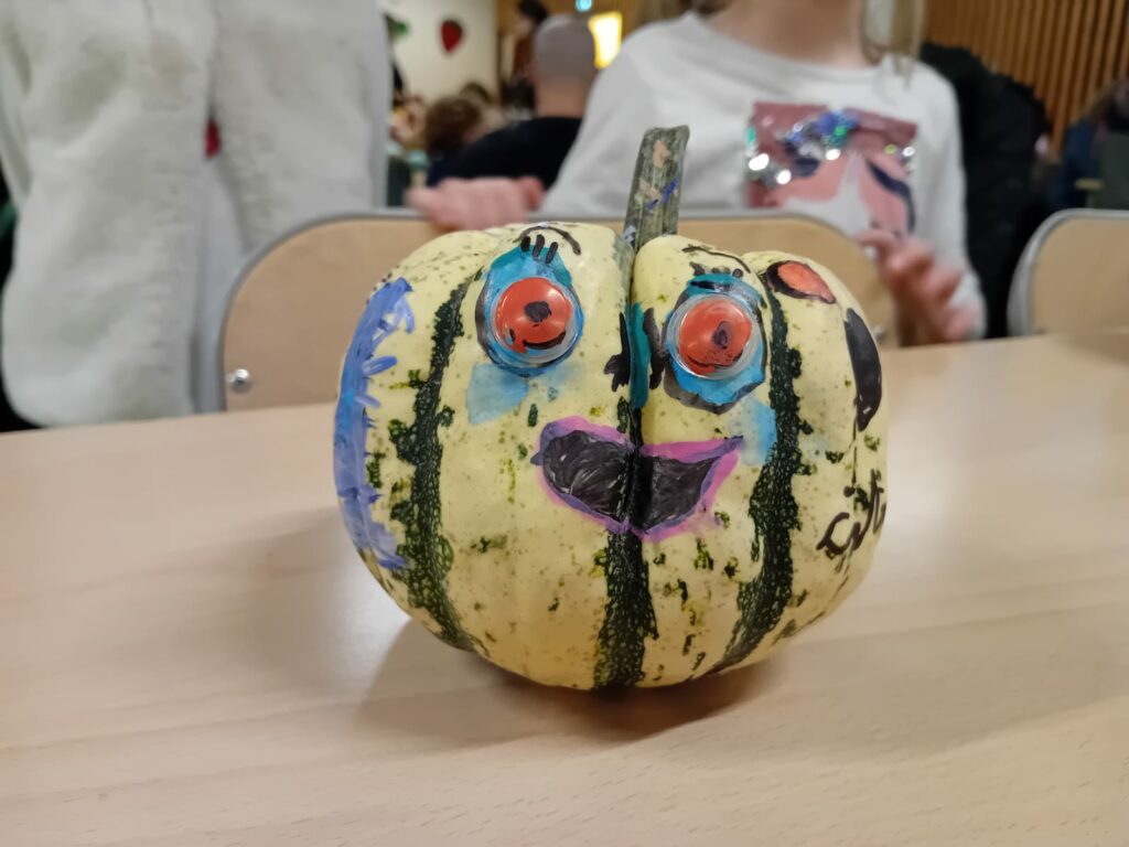 Encore une belle soirée animée par l'équipe UPIC de Maintenon élémentaire avec de très belles réalisations ! Bravo les enfants !